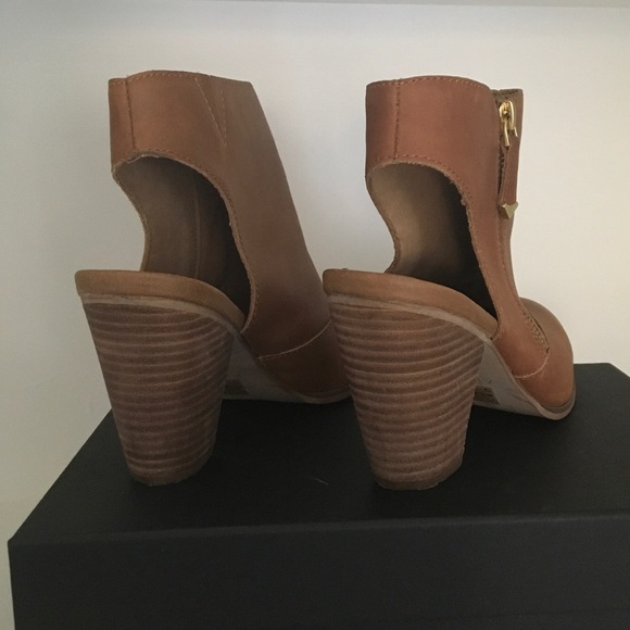 Aldo Brown Heeled Sandal - Picture 3 of 8
